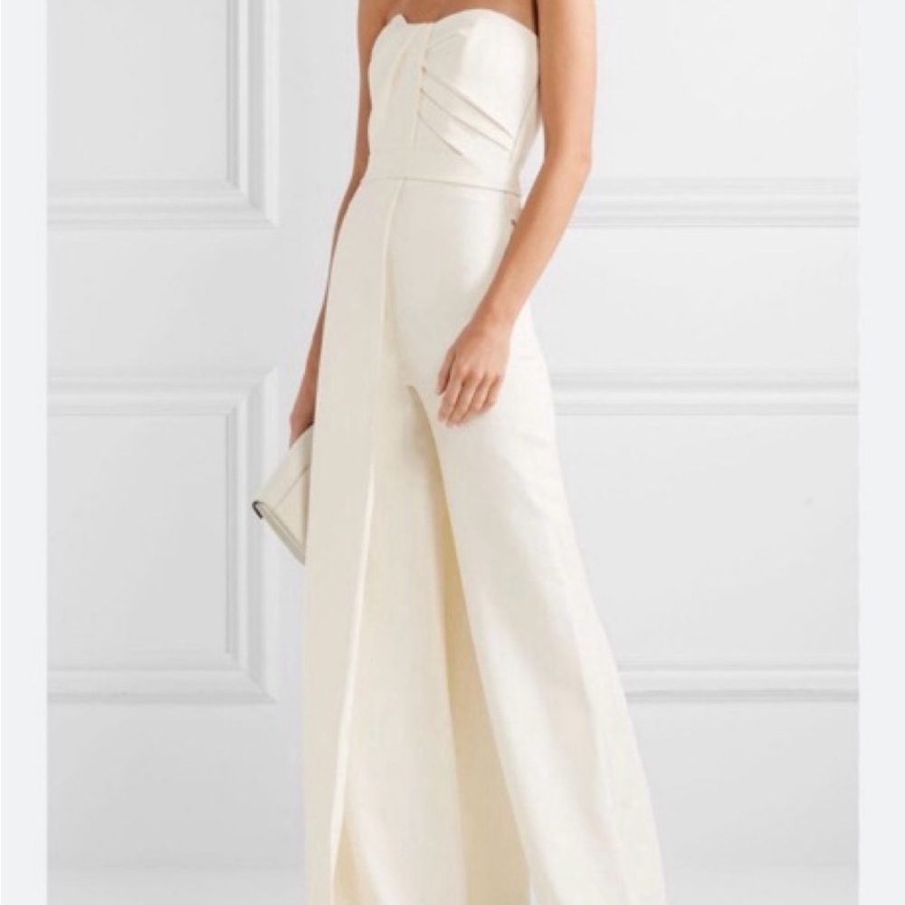 Elegant Safiyaa Strapless White Jumpsuit - Picture 11 of 13